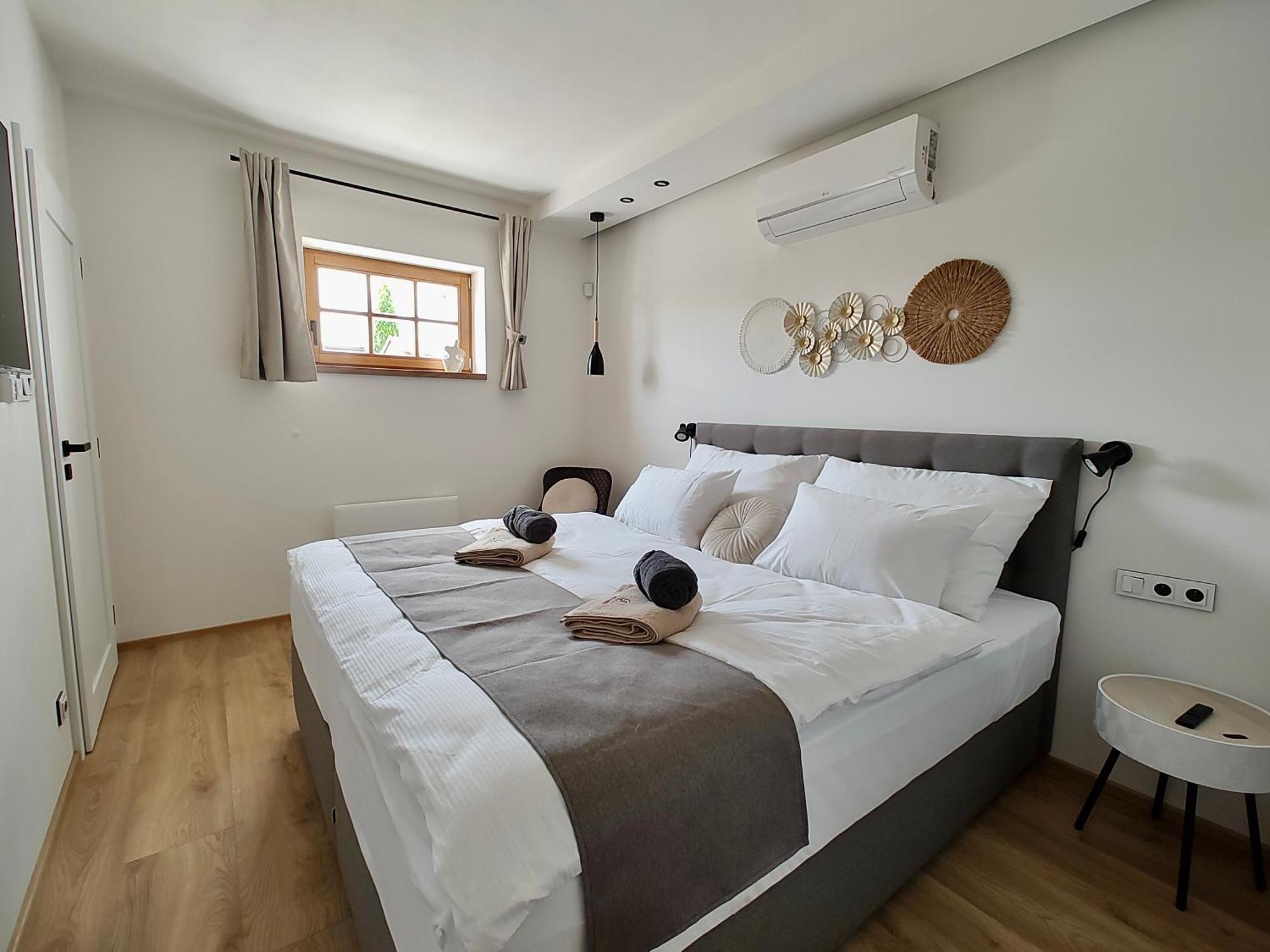 Pod Vinohradem - Apartmany & Vinne Sklepy Mutěnice Exteriér fotografie