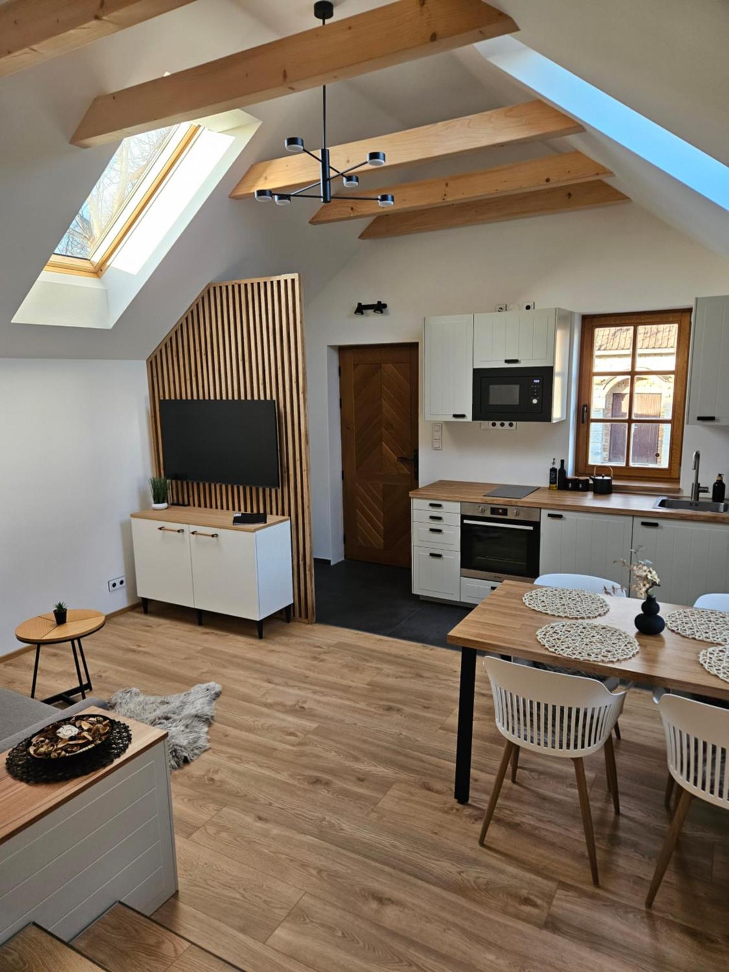 Pod Vinohradem - Apartmany & Vinne Sklepy Mutěnice Exteriér fotografie
