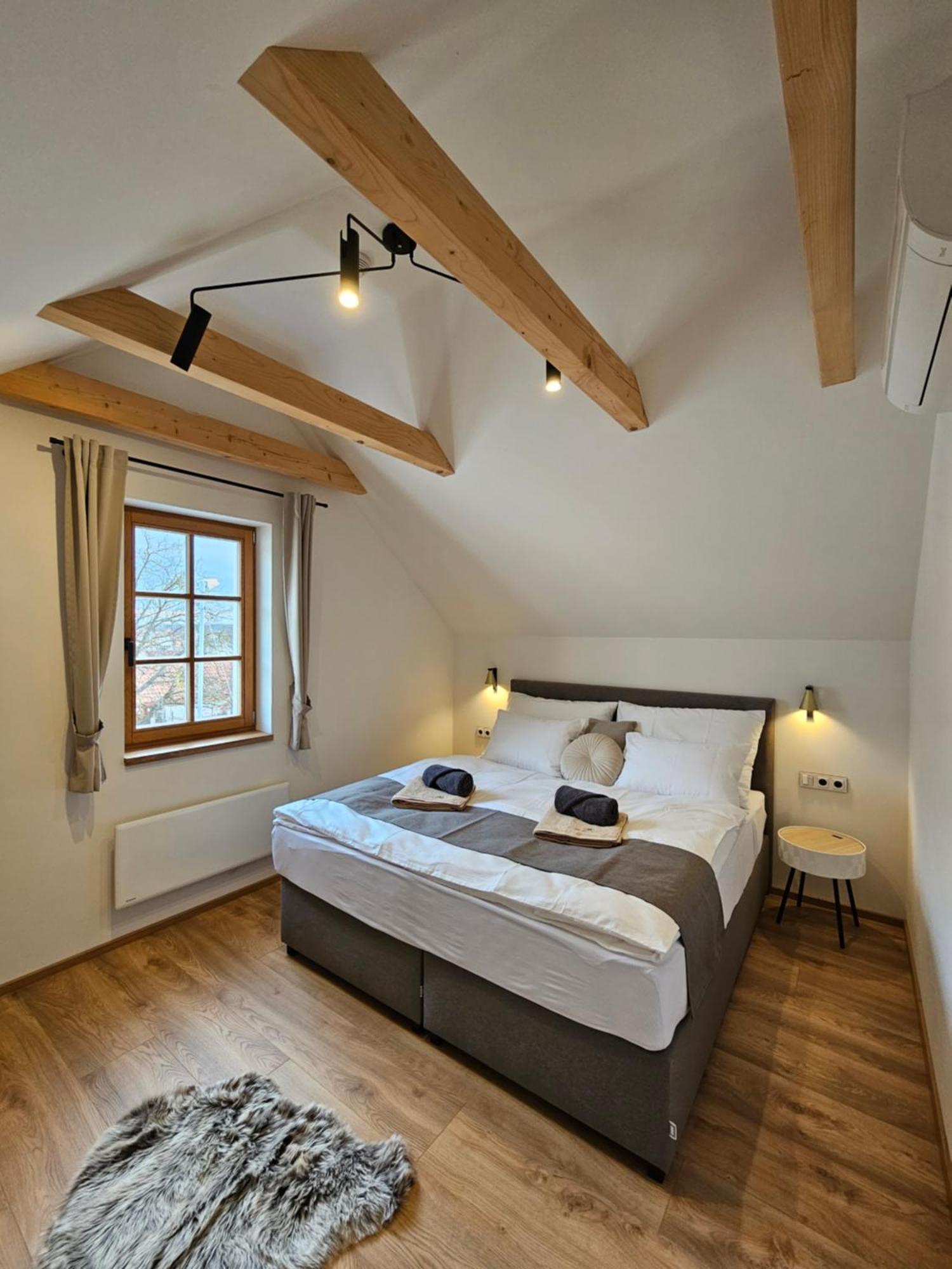 Pod Vinohradem - Apartmany & Vinne Sklepy Mutěnice Exteriér fotografie