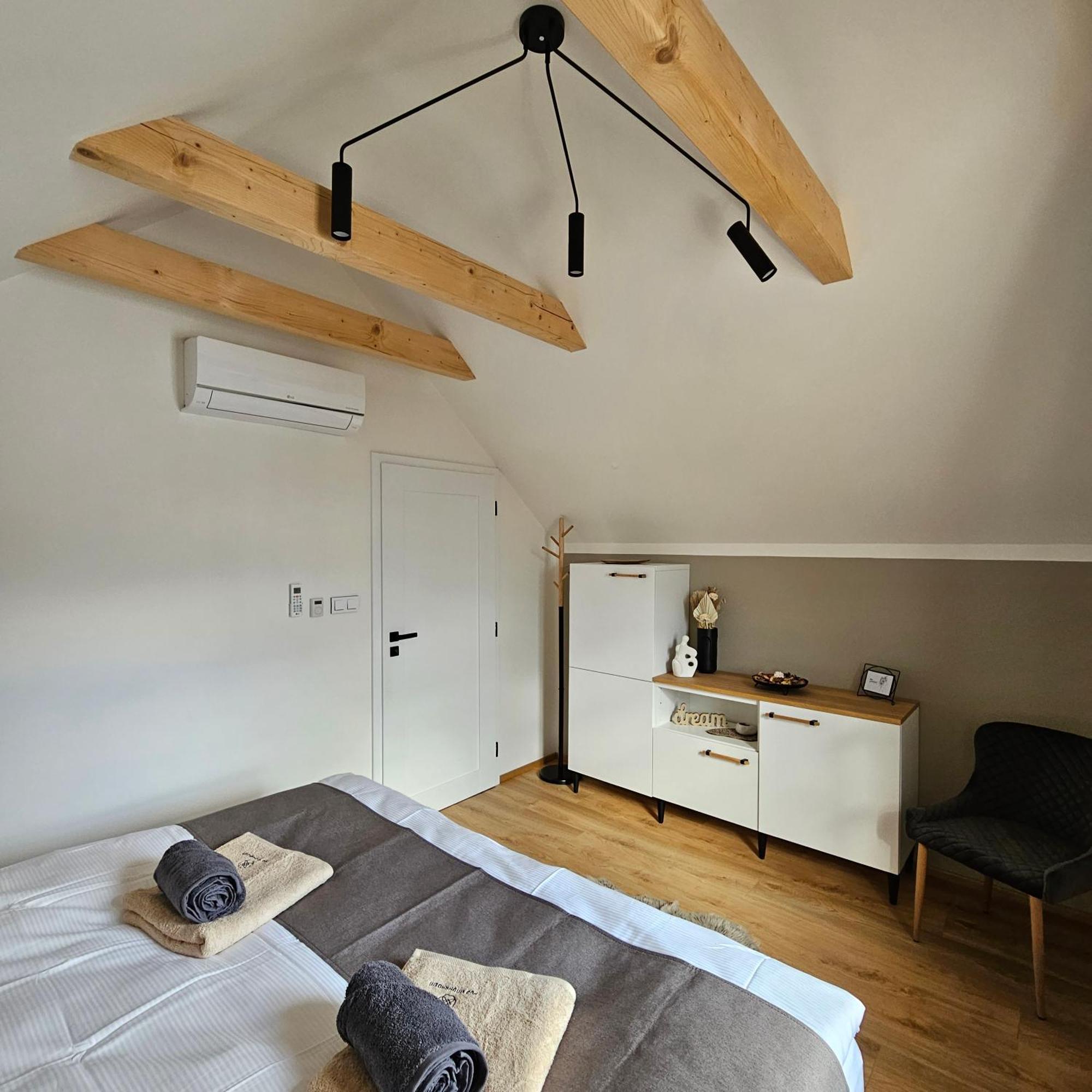 Pod Vinohradem - Apartmany & Vinne Sklepy Mutěnice Exteriér fotografie